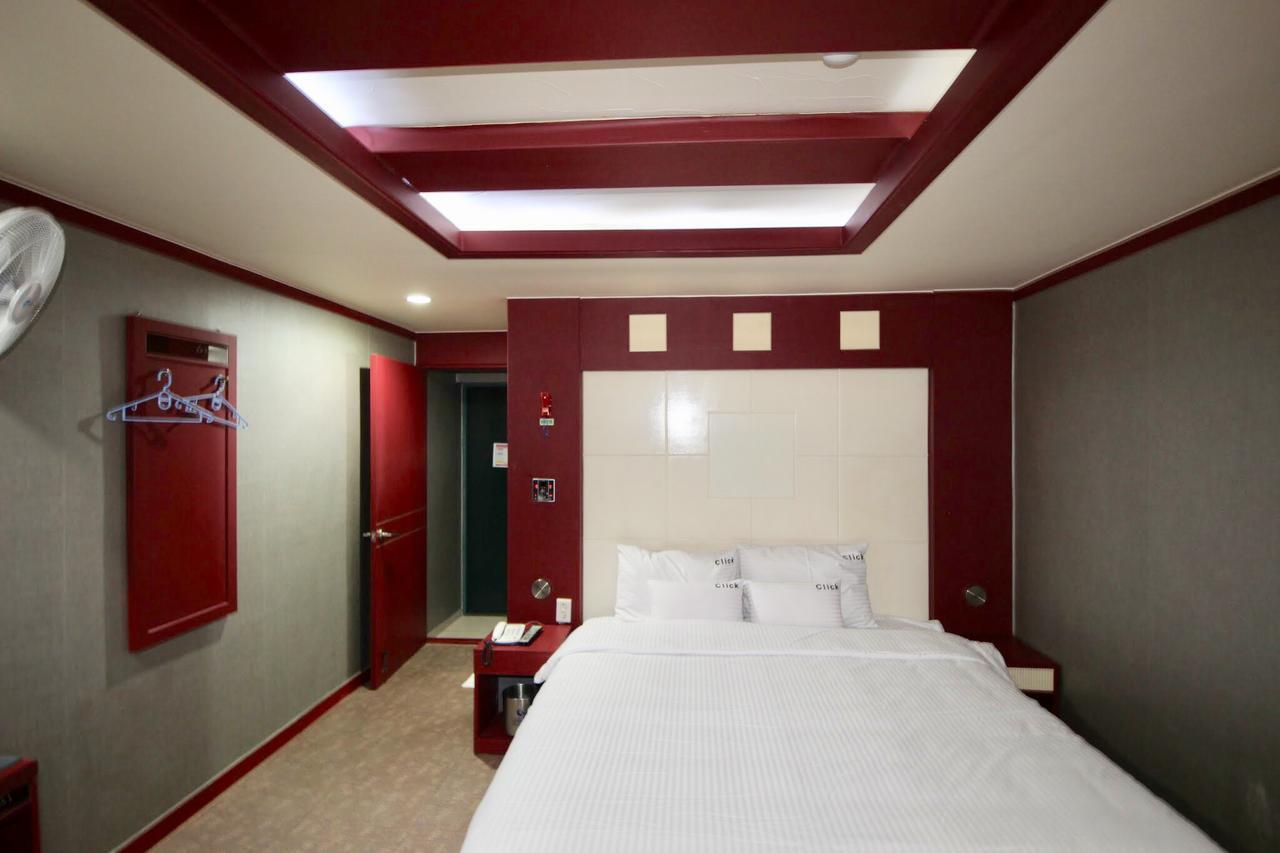 Click 21 Motel Пусан Екстериор снимка
