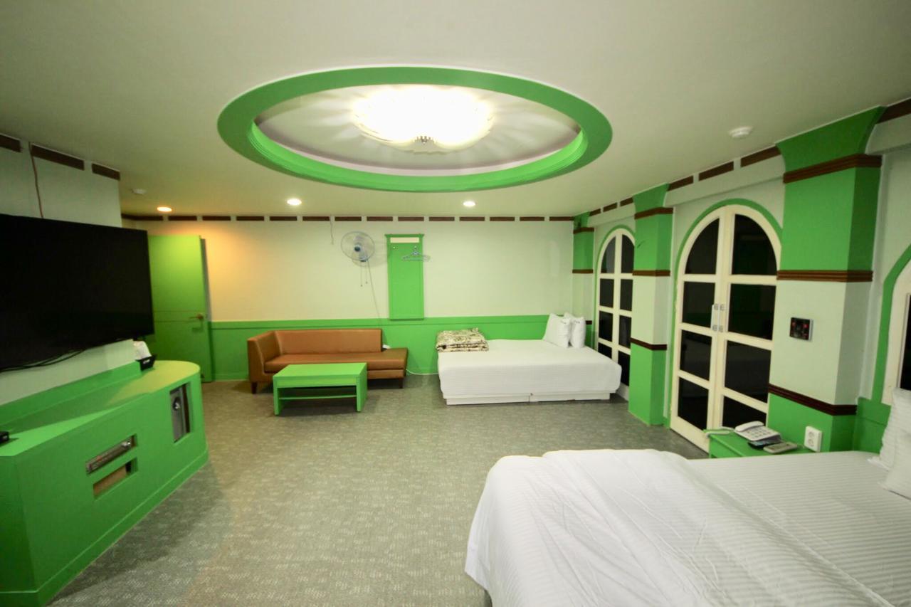Click 21 Motel Пусан Екстериор снимка